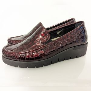 Grünland croc embossed burgundy loafers 37EU